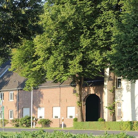Gästezimmer Bergerhof - Ankommen und Wohlfühlen Neuss Exterior foto