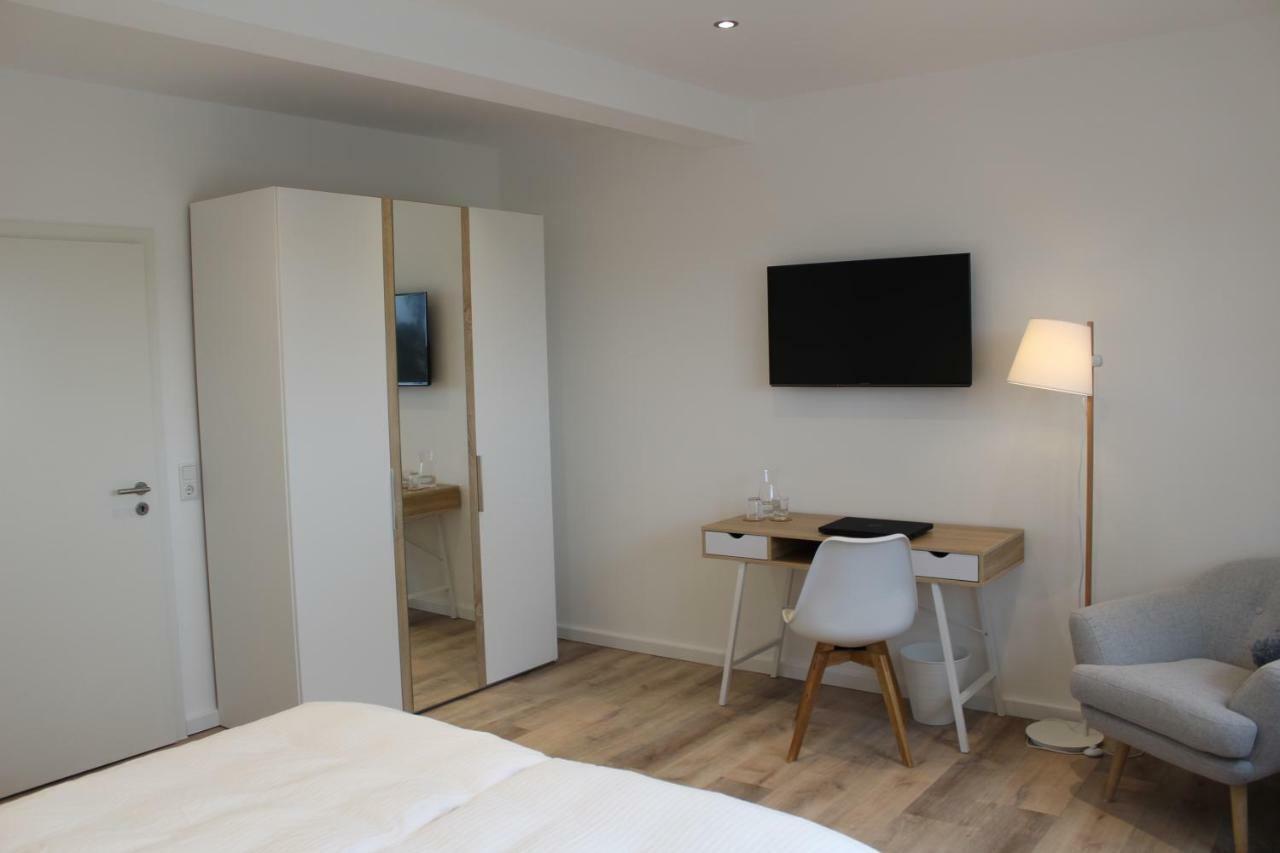 Gästezimmer Bergerhof - Ankommen und Wohlfühlen Neuss Exterior foto
